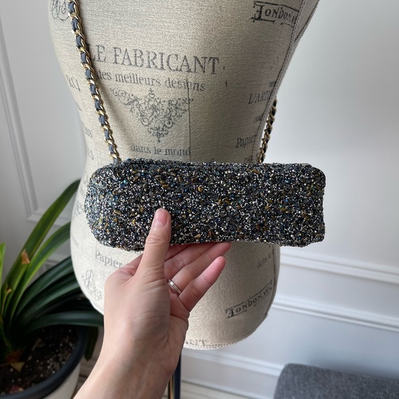 Elegant Tweed Chain Bag - Picture 5 of 9